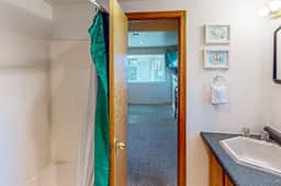Comfortable Condo with Peek A Boo Ocean Views and Immediate Beach Access