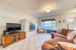 Home near the beach with fire pit gas fireplace and ping pong