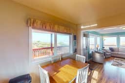 Family Friendly Oceanfront Condo with Free WiiFi Ocean Views and Easy Beach Access