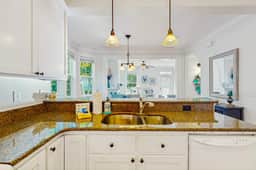 Family friendly home close to ocean private hot tub fireplace and WIFI