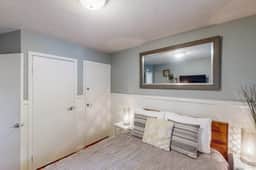 Studio with ocean views wifi washer dryer and gas fireplace