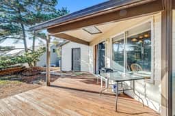 Cozy Home with Wood Stove WiFi Gas Grill and Large Deck Walk to Beach