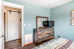Oceanfront Dog Friendly Home with Free WiFi Perfect for a Family Beach Trip