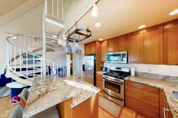 Dog-Friendly Bayfront Escape w/ hot tub, decks & beach access