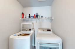 4BR home steps from the beach with private hot tub fireplace and firepit