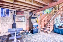 Incredibly Unique Bar Inspired Home with Private Hot Tub and near the Beach Dogs OK