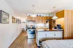 Dog friendly riverfront suite at oceanfront Proposal Rock Inn steps to beach