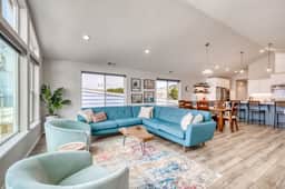 Oceanfront dog friendly home with hot tub and huge view steps to beach access