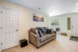 Beachside home with central AC washer dryer 1 minute walk to beach