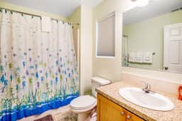 Beachside home with central AC washer dryer 1 minute walk to beach