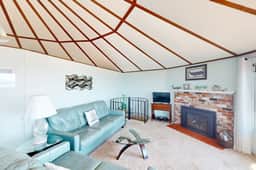 Dog friendly home with great decks and stunning ocean views