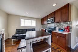 Upper Level Condo with Private Balcony and Nearby Beach Access Dog Friendly