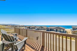 Dog Friendly House with Ocean Views Hot Tub Arcade Machine and Easy Beach Access