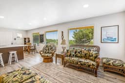 Oceanfront home with sunny deck WiFi and washer dryer