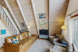 Quiet Coastal Cabin Home with Private Hot Tub Less Than a Block From Beach