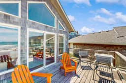 Bella Beach home with ocean view gas fireplace beach access and private hot tub