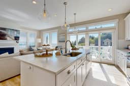 Discover Coastal Bliss Your Perfect Retreat Awaits in Lincoln City
