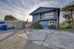 Impressive oceanfront home with great views dog friendly