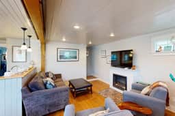 Bright and Airy Cottage Right in Town Across Street from the Beach