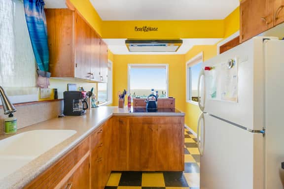 Two story beach house with an ocean view furnished deck and washer dryer