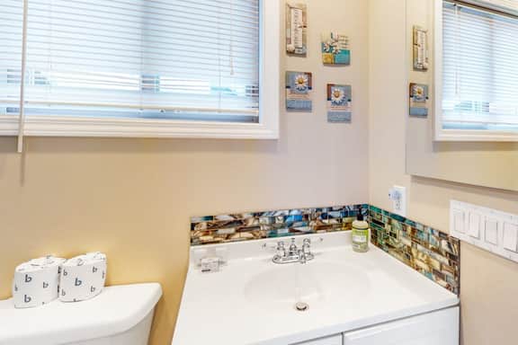 Nautical Themed Family Friendly Beach House with Three Arches View