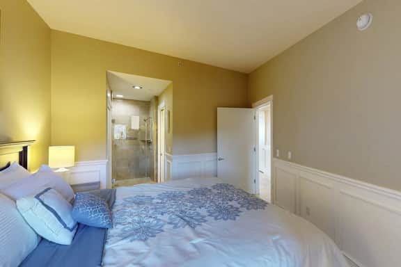 Gorgeous oceanfront condo with great views and beach access