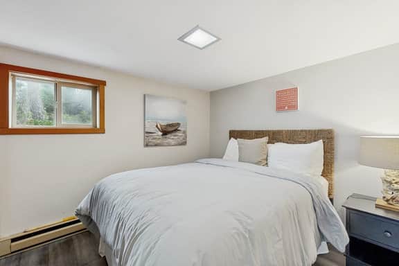 Oceanfront home with great views high speed WiFi and direct beach access