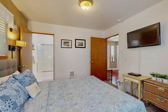 Family friendly ocean view home with spacious deck walk to beach books and games