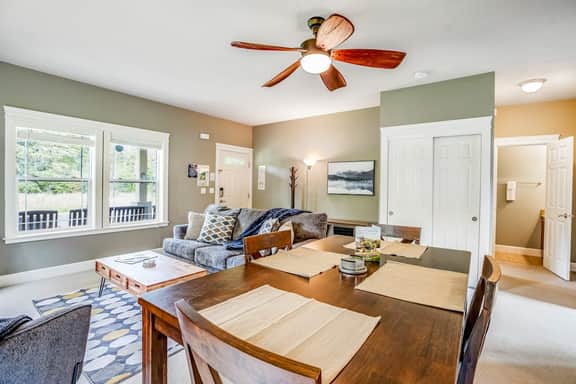 Cozy coastal retreat with deck grill firepit and WiFi walk to beach