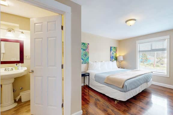 Huge Renovated Condo with Ocean Views and Nearby Beach Access Dog Friendly