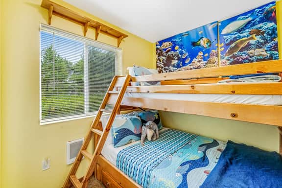 Dog friendly Home with Deck and Enclosed Yard Near Beach Access