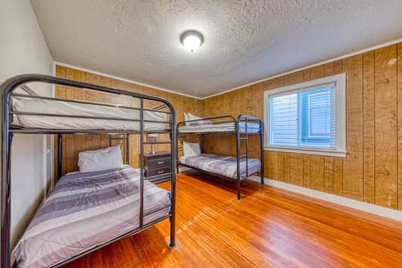 Dog Friendly Triplex 3 private apartments Easy Walk to the Beach and Town