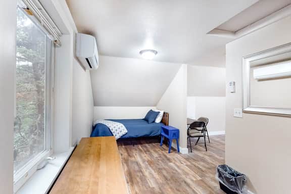 Charming Ocean View Home with Free WiFi and Private Washer Dryer Dogs Welcome