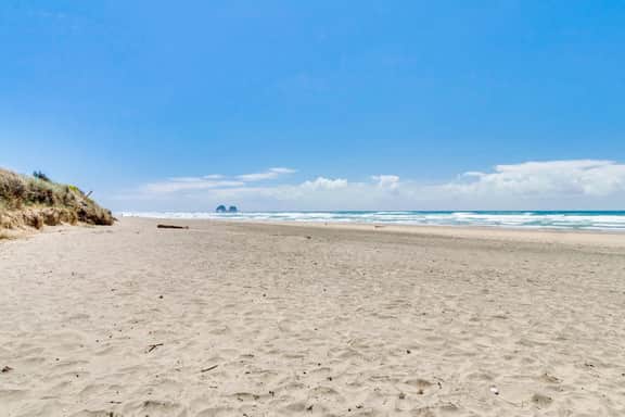 Lakefront home with furnished deck firepit and amazing views walk to the beach