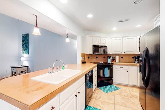 Creekside Home 5 Blocks from the Beach with Fireplace Deck Firepit Fast WiFi