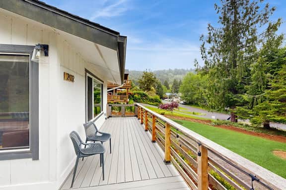 Dog friendly two story home with furnished deck mountain views and foosball table