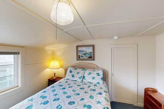 Oceanfront Escape | Million-Dollar Views, Family & Dog Friendly