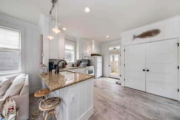 Two Story Olivia Beach Home with Free WiFi Dog Friendly and Close to the Beach