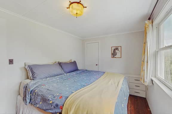 McKinnon's beach house oceanfront with beach views deck patio and fireplace dog friendly