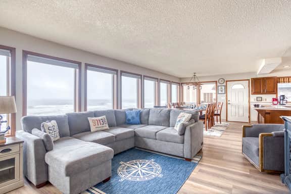 Prime Direct Beachfront Retreat with private deck with views | Dogs Welcome