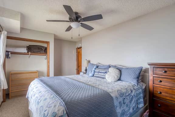 Prime Direct Beachfront Retreat with private deck with views | Dogs Welcome