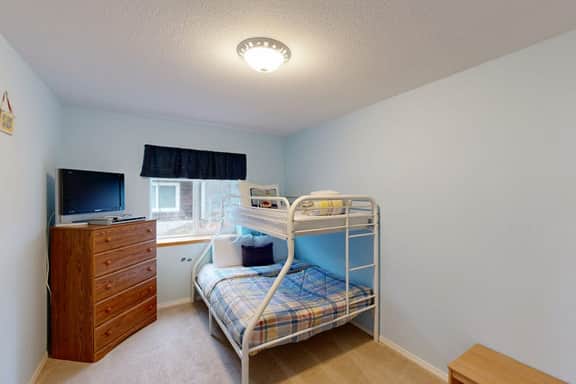 Dog friendly house with ocean view and entertainment walk to beach