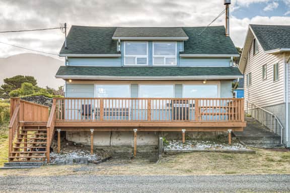 Dog friendly home across from the beach with grill deck and amazing ocean views
