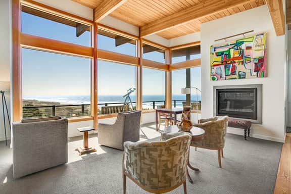 New home with unparalleled ocean views and private hot tub dogs welcome