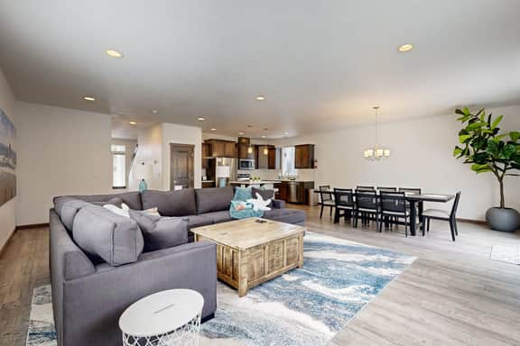 New coastal house with beach access balcony central AC and washer dryer