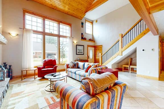 Oasis on the coast with easy beach access and woodstove