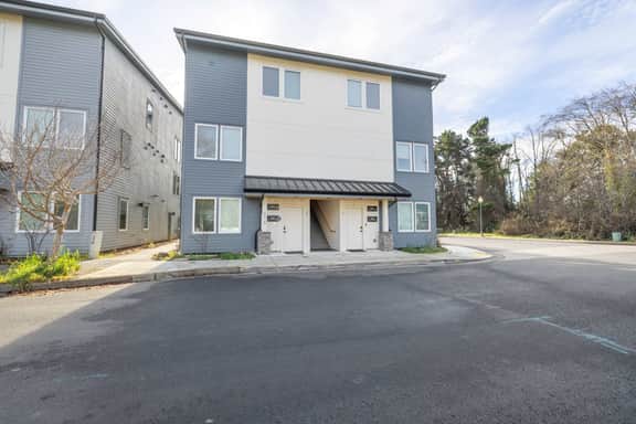 Modern Lincoln City loft near Siletz Bay, Taft Beach, and D River