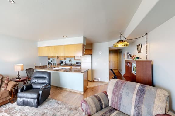 Historic Taft District condo with dazzling bay views fireplace and washer dryer