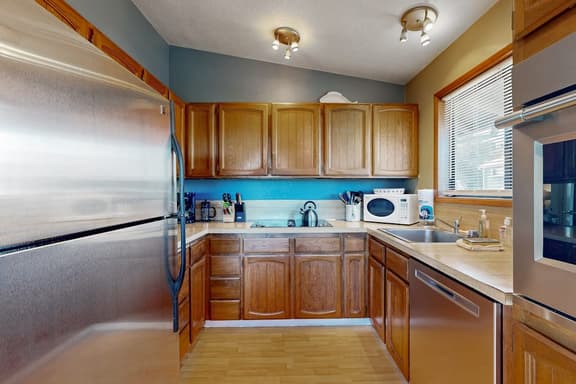 Comfortable inviting home with great deck 2 blocks to the beach