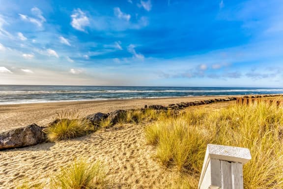 Beachfront home with ocean view hot tub and wood burning fireplace dog friendly
